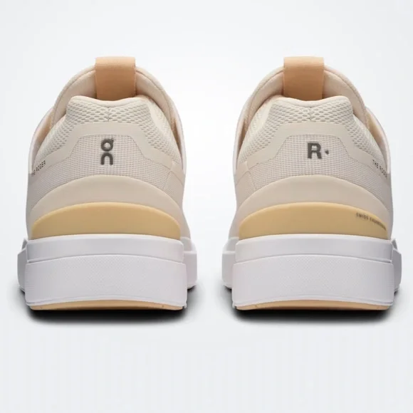 On The Roger Spin Dew Savannah Size 7.5 - Picture 4 of 15